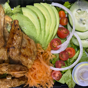 ENSALADA DE POLLO